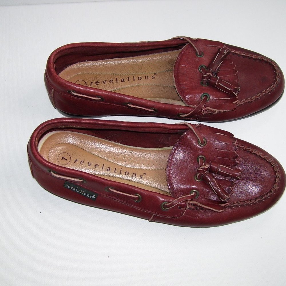 Revelations Leather Brown Moccasins Size 7